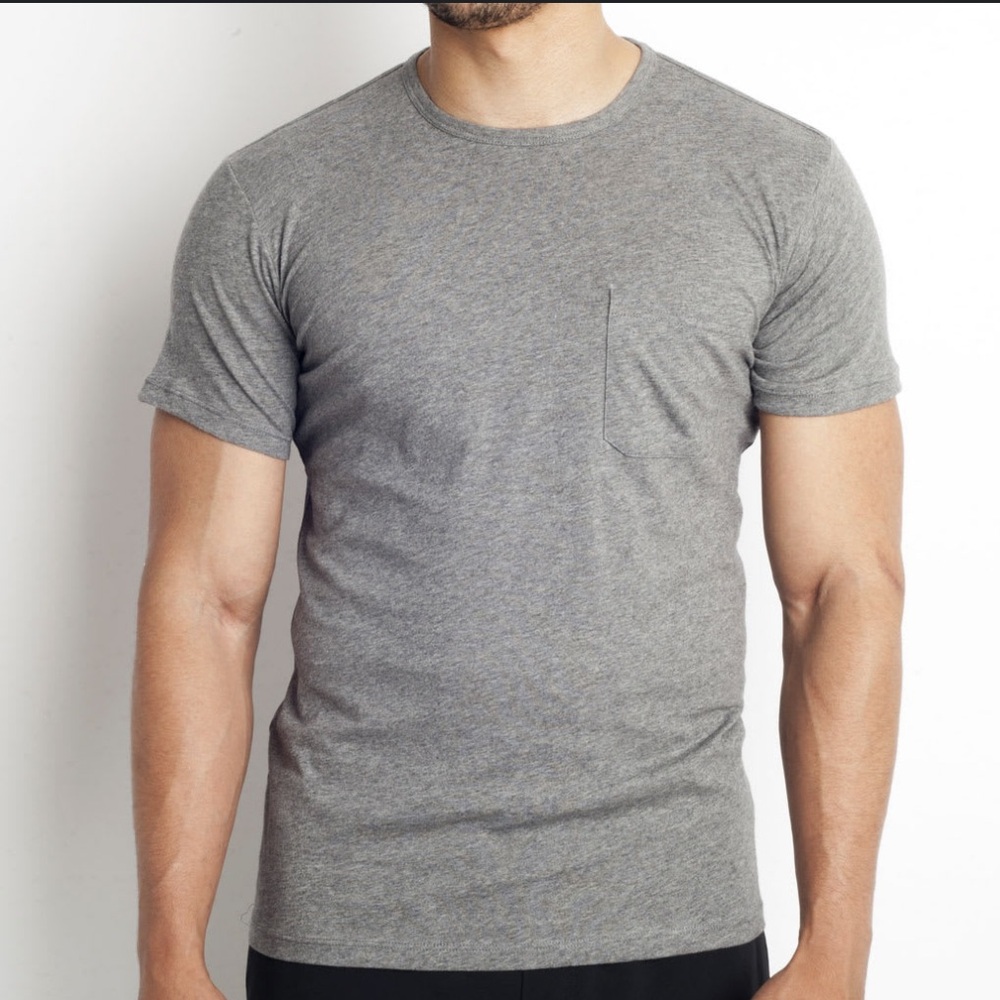 GAP men’s medium gray short sleeve cotton pocket tee size large
